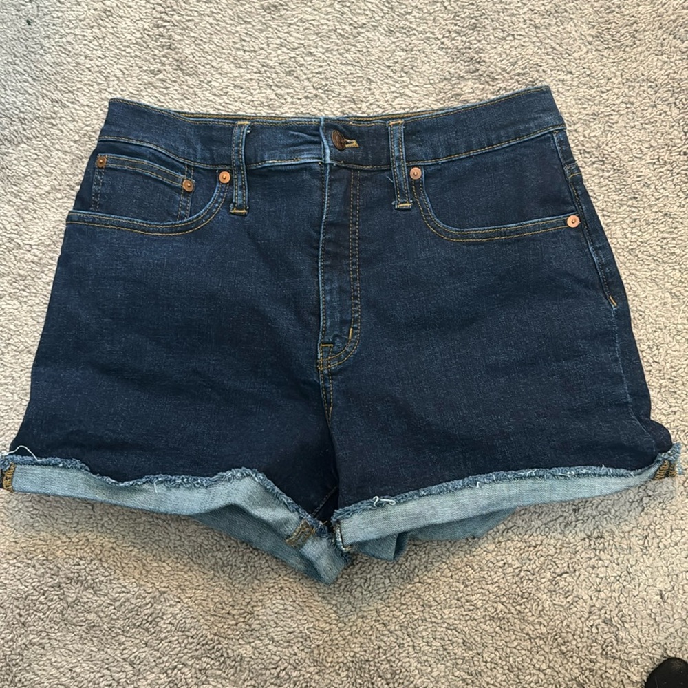 Madewell high rise denim shorts size 28